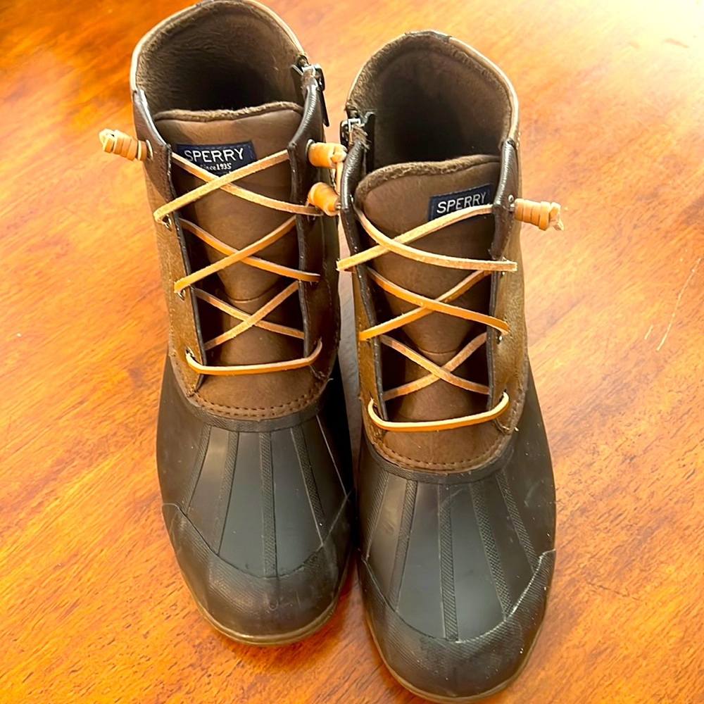 NWOT Sperry Women’s Winter Boots